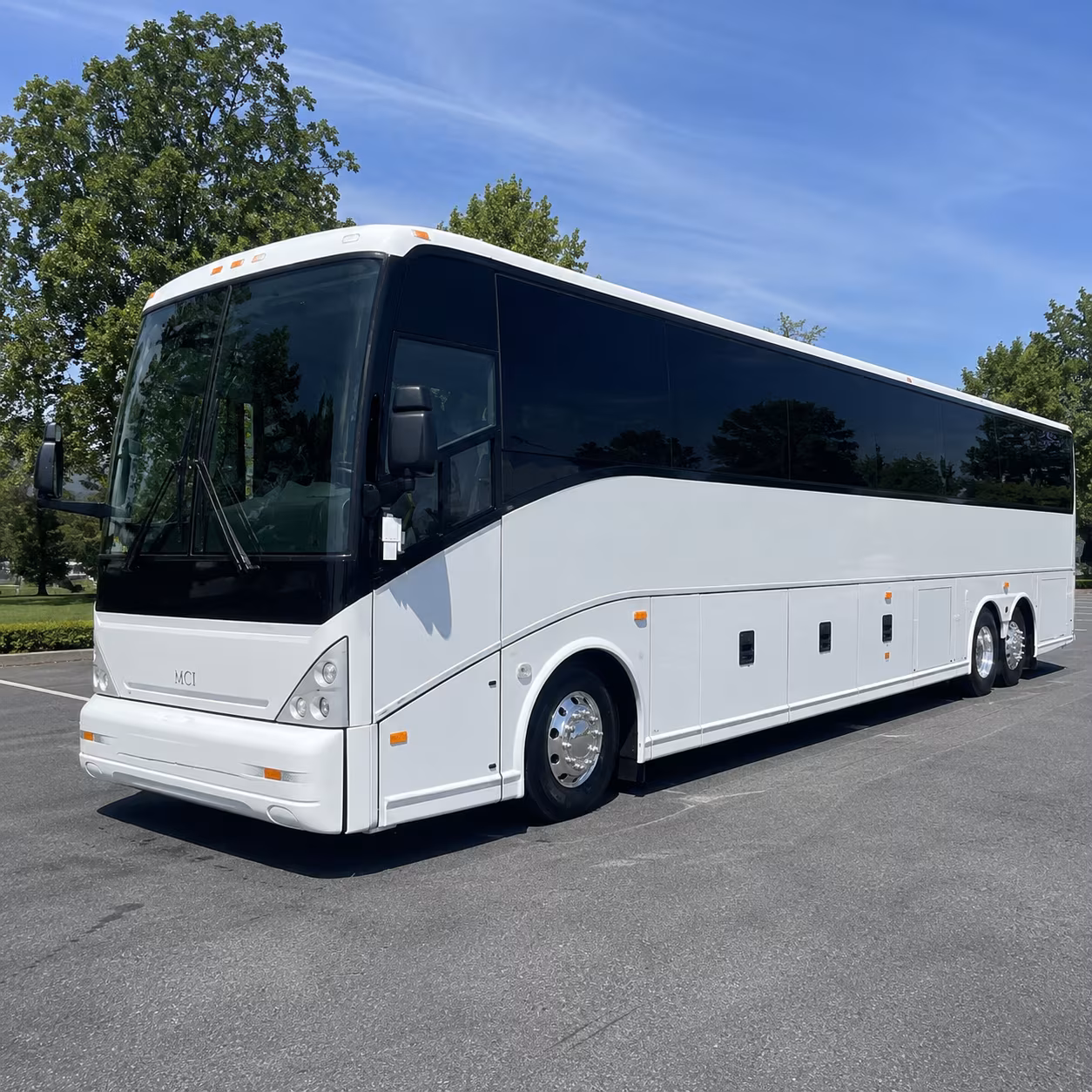bridal party transportation and getting ready buses in dayton