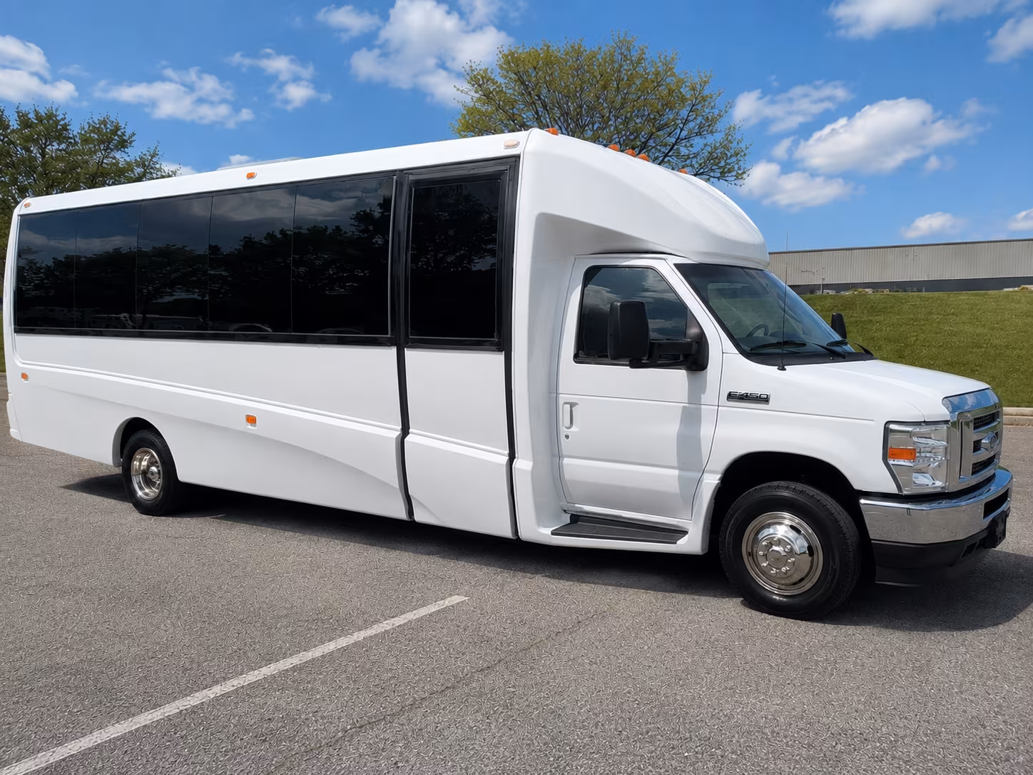 bus rentals for bands performers and music groups traveling through dayton