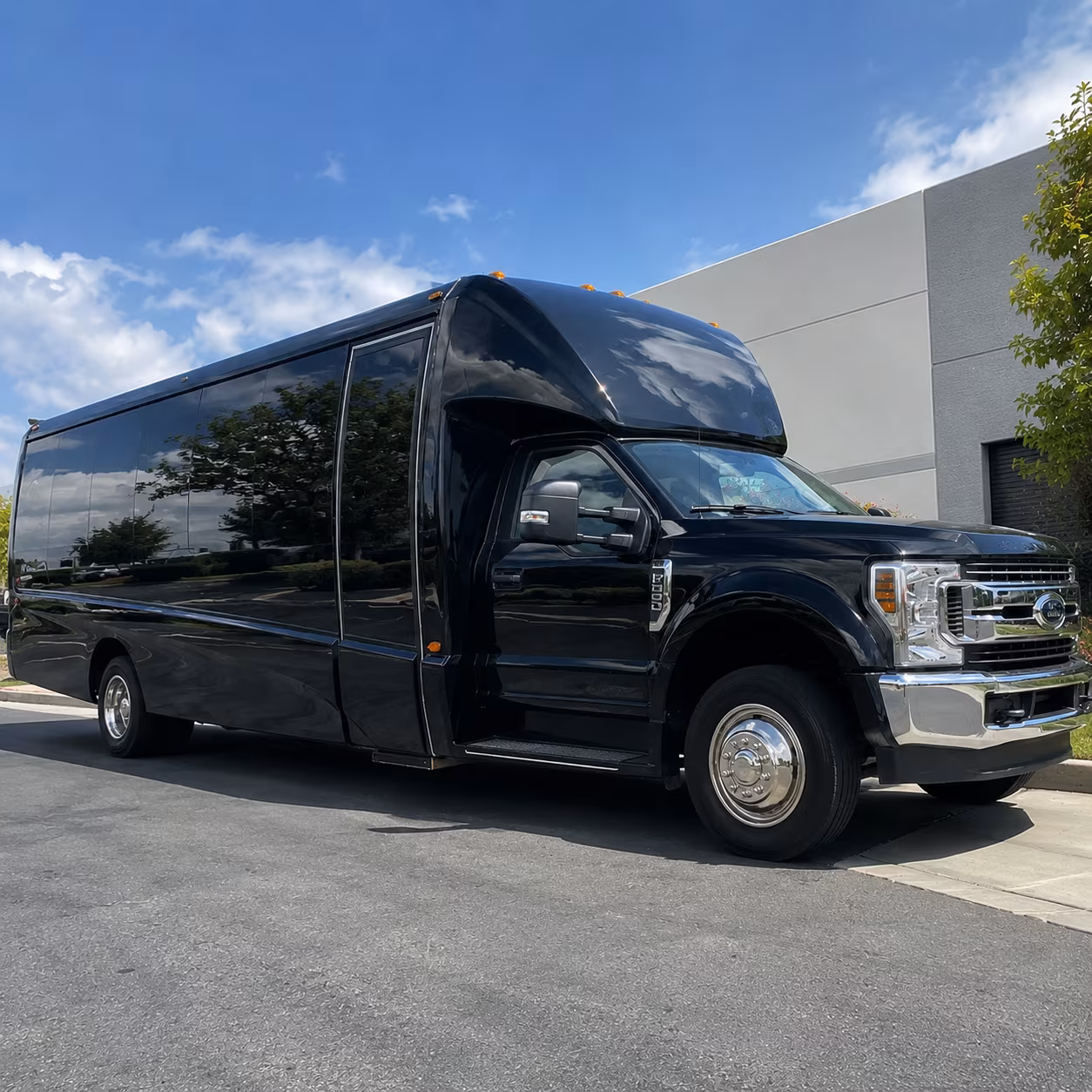 charter buses for dayton school trips to columbus and cincinnati
