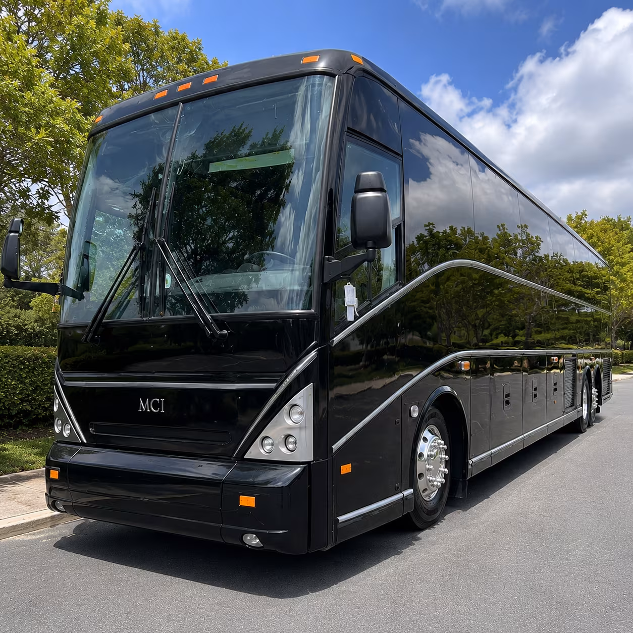 event and conference shuttle buses for dayton employers